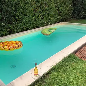 https://villa-capri-apartament-and-room.hotels-amalfi.com